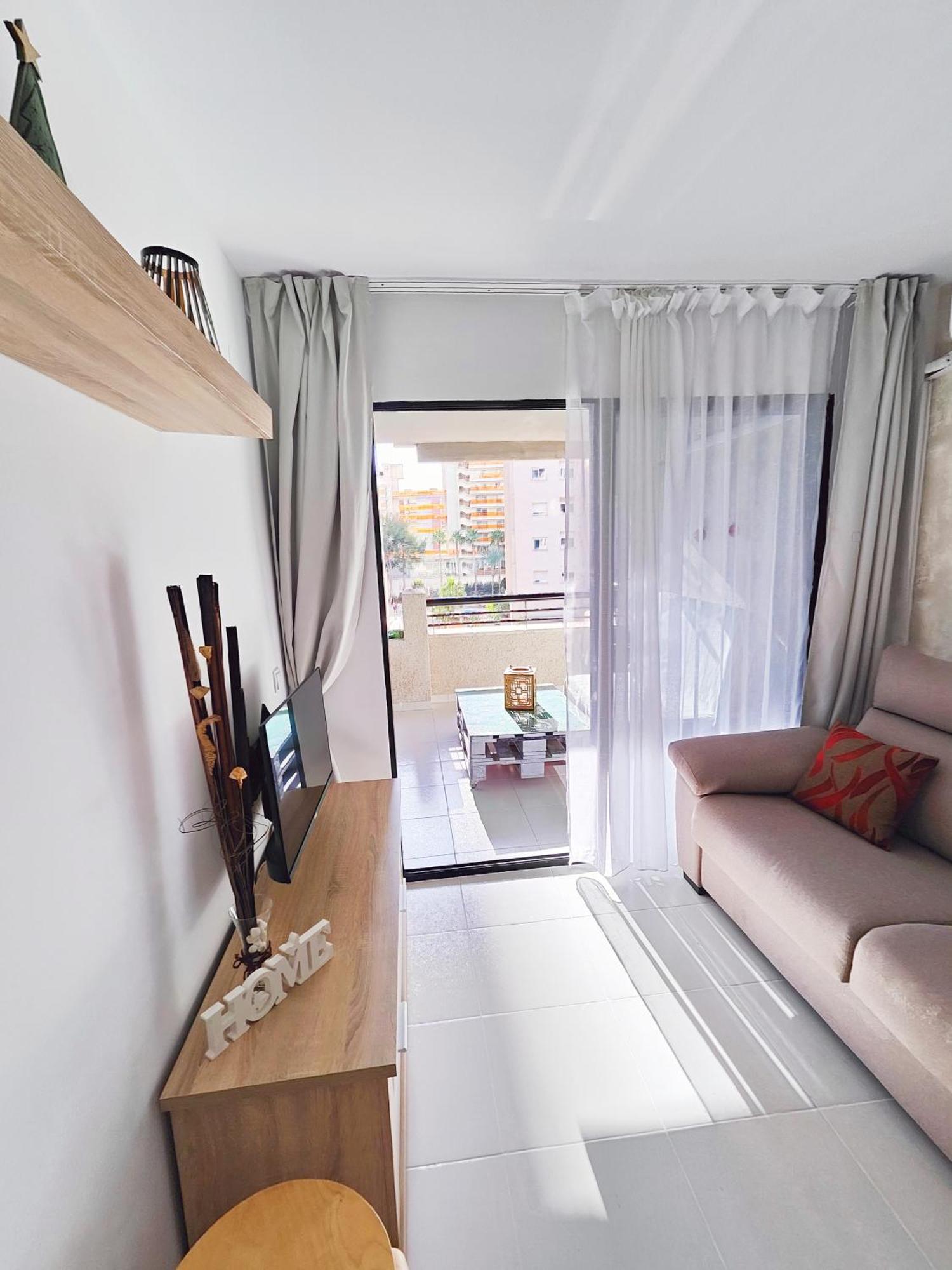 Playa Levante Lux Mar Бенидорм Екстериор снимка