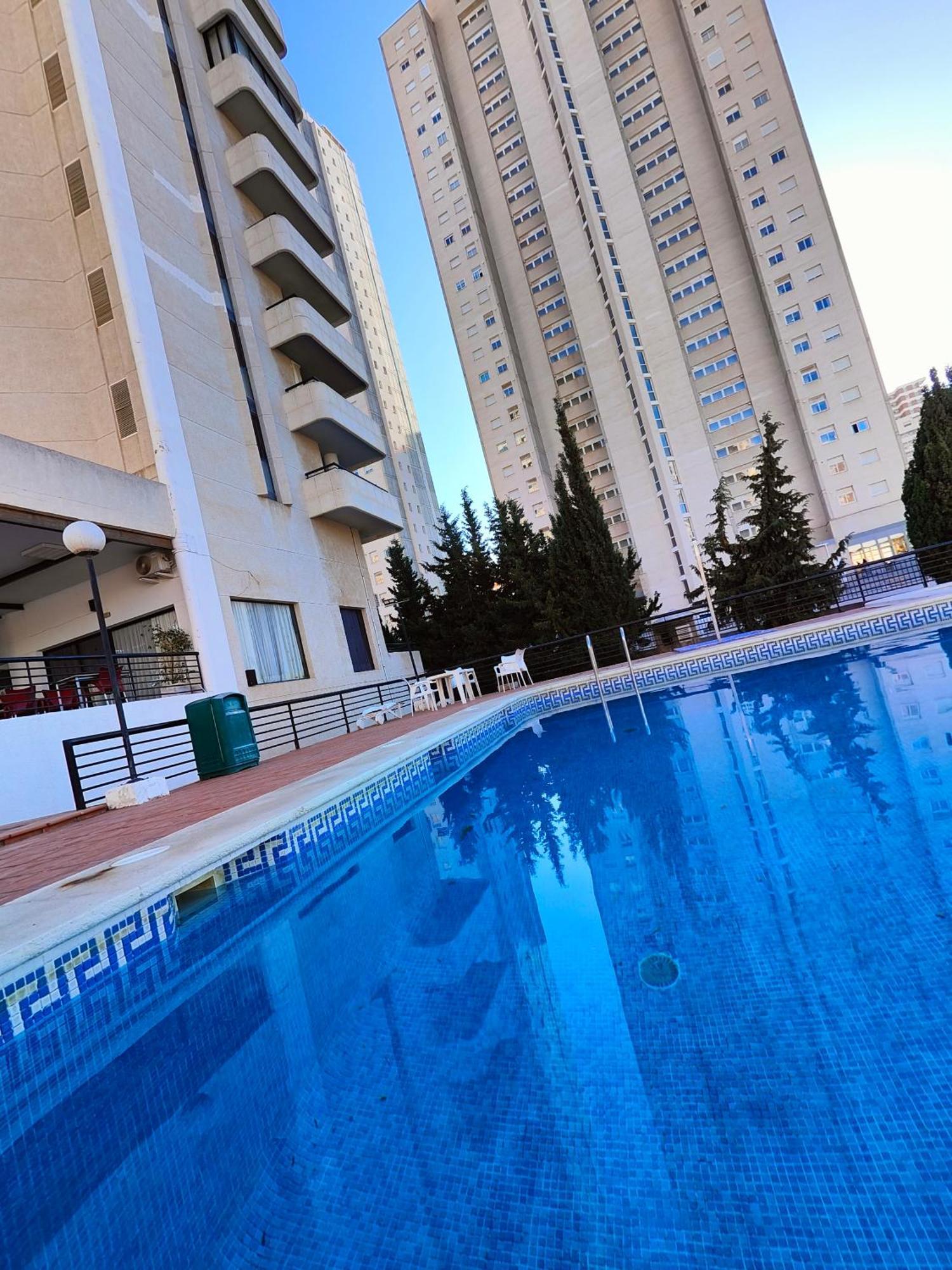 Playa Levante Lux Mar Бенидорм Екстериор снимка